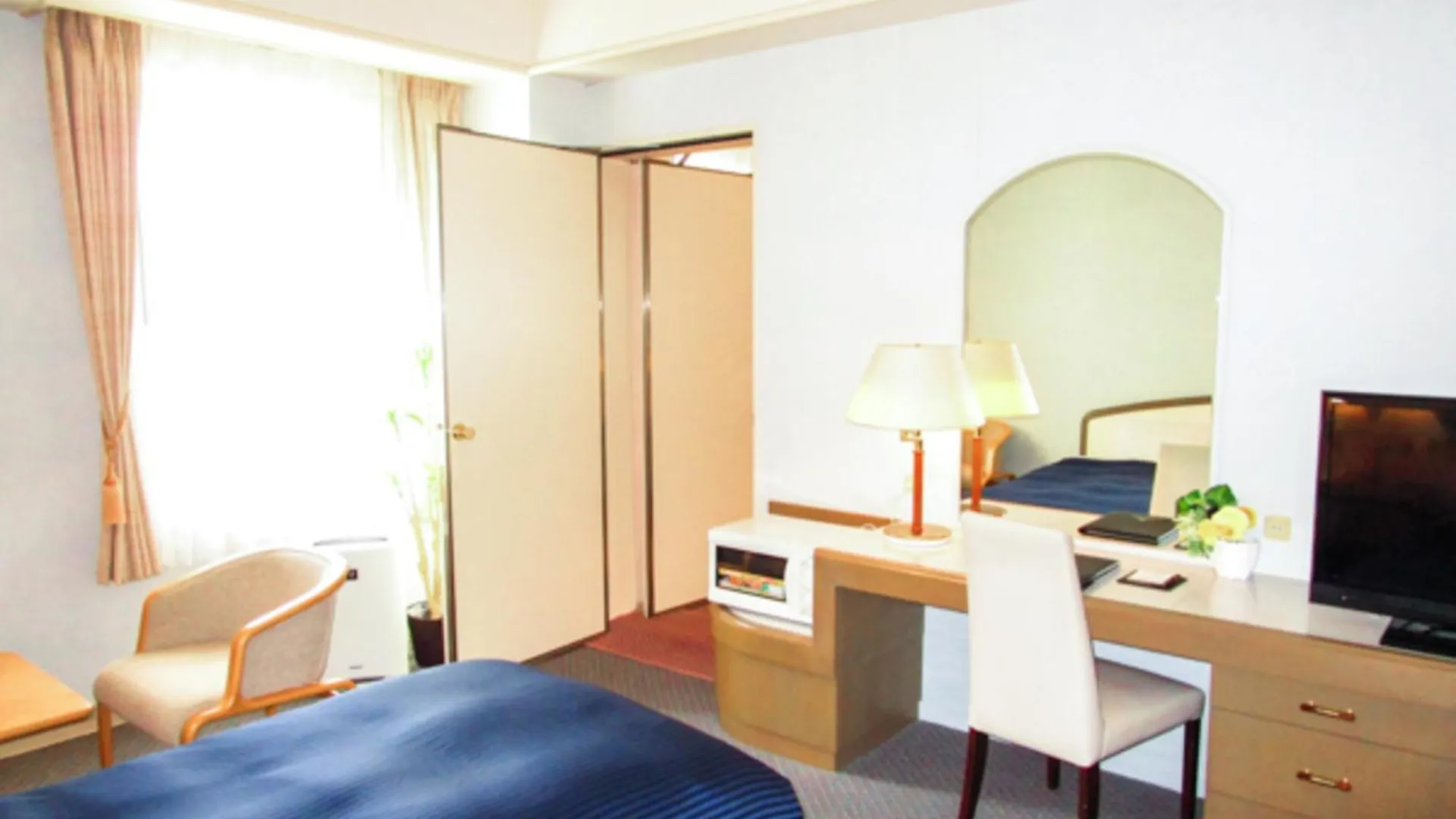 HOTEL LiVEMAX BUDGET SAPPORO 2*,