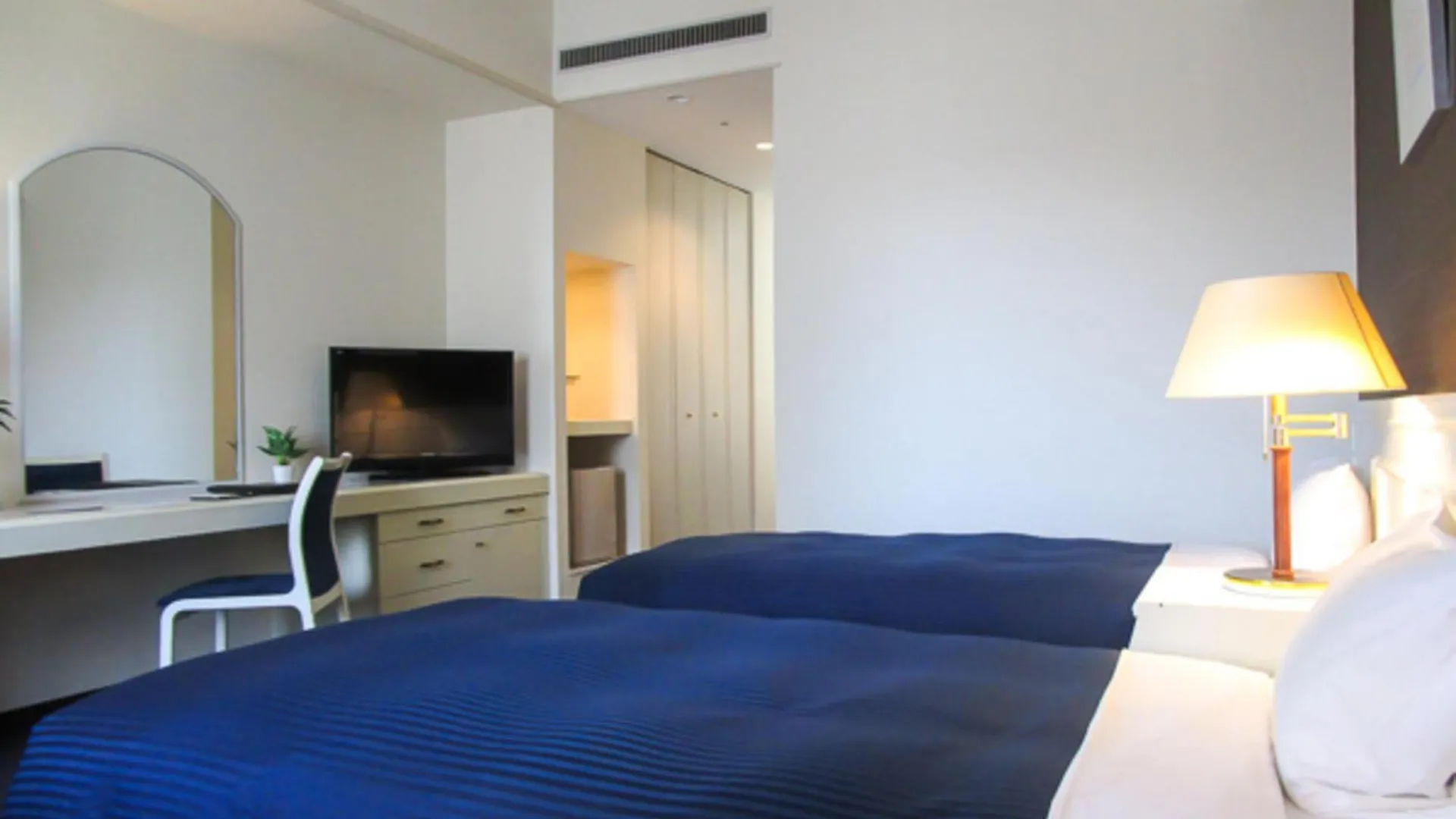 HOTEL LiVEMAX BUDGET SAPPORO 2*,